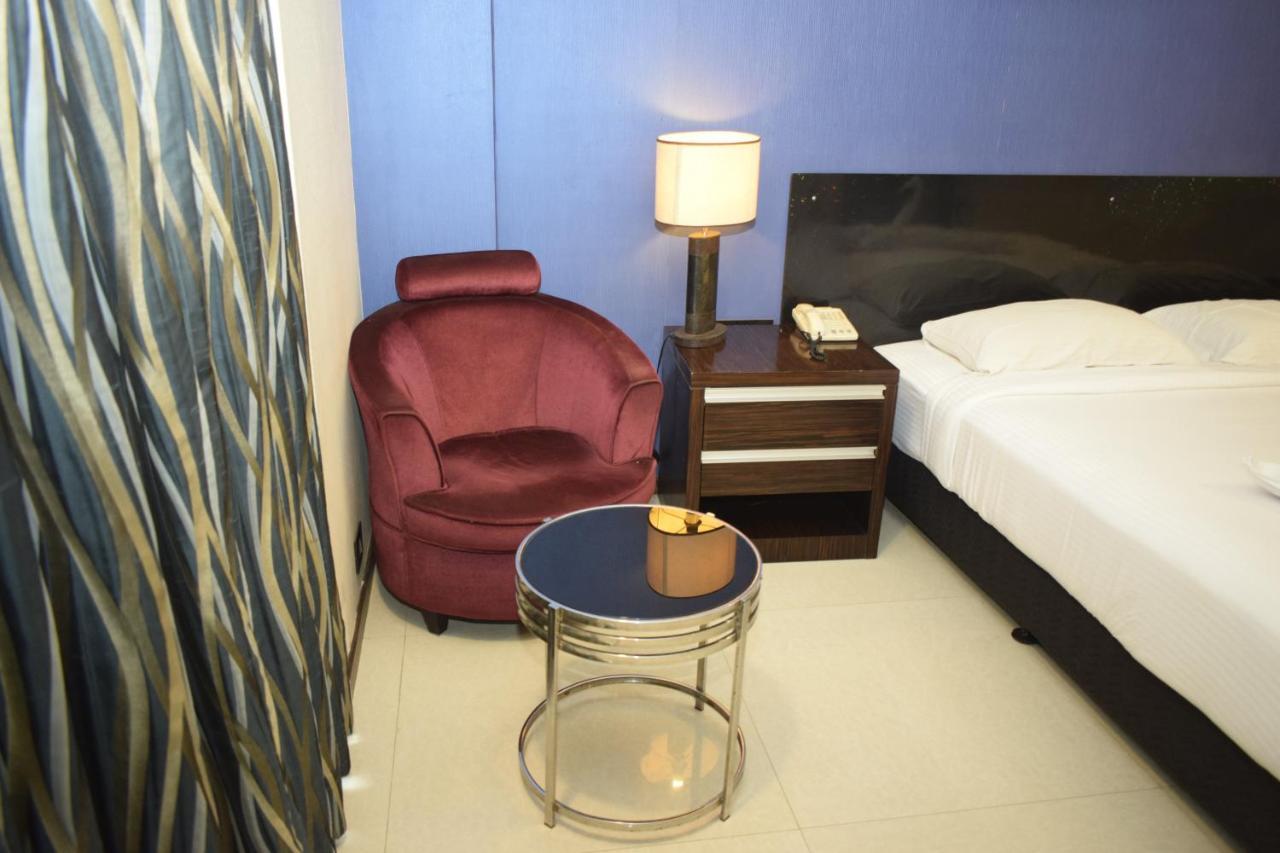 Hotel Millionday Mayiladuthurai Exterior photo